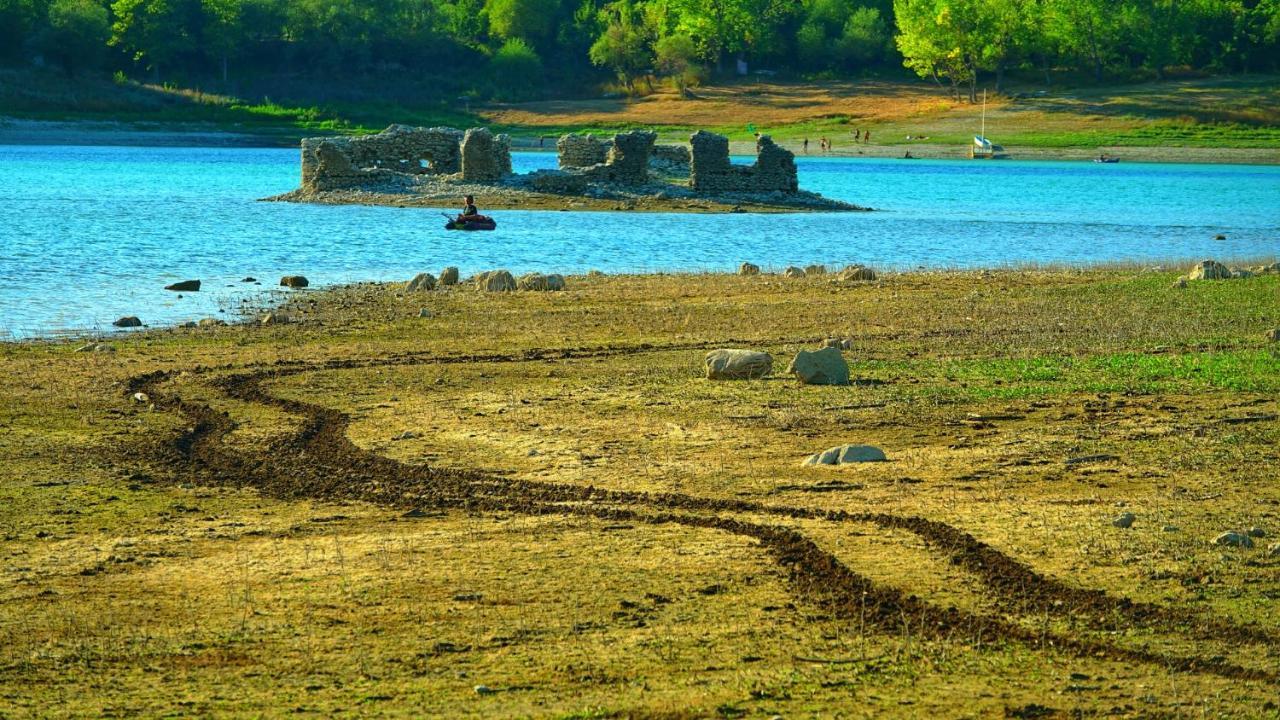 La Terrazza Sul Lago Turano Castel di Tora Extérieur photo