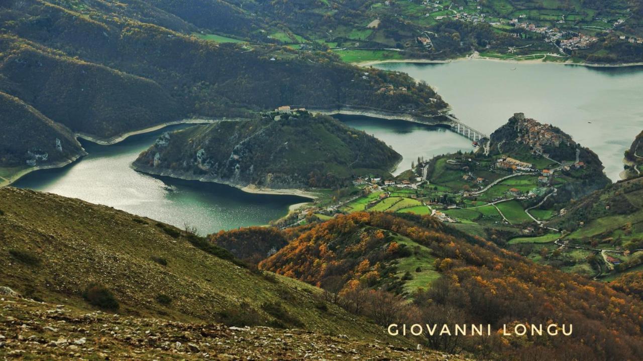 La Terrazza Sul Lago Turano Castel di Tora Extérieur photo