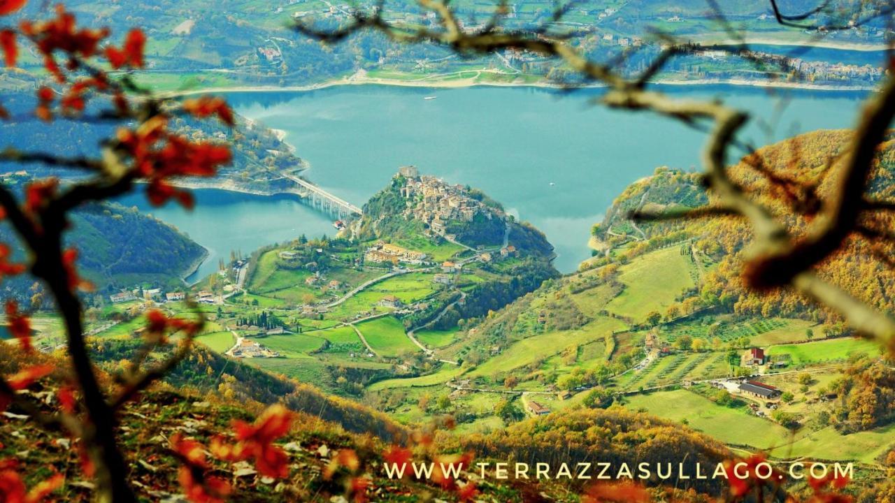 La Terrazza Sul Lago Turano Castel di Tora Extérieur photo