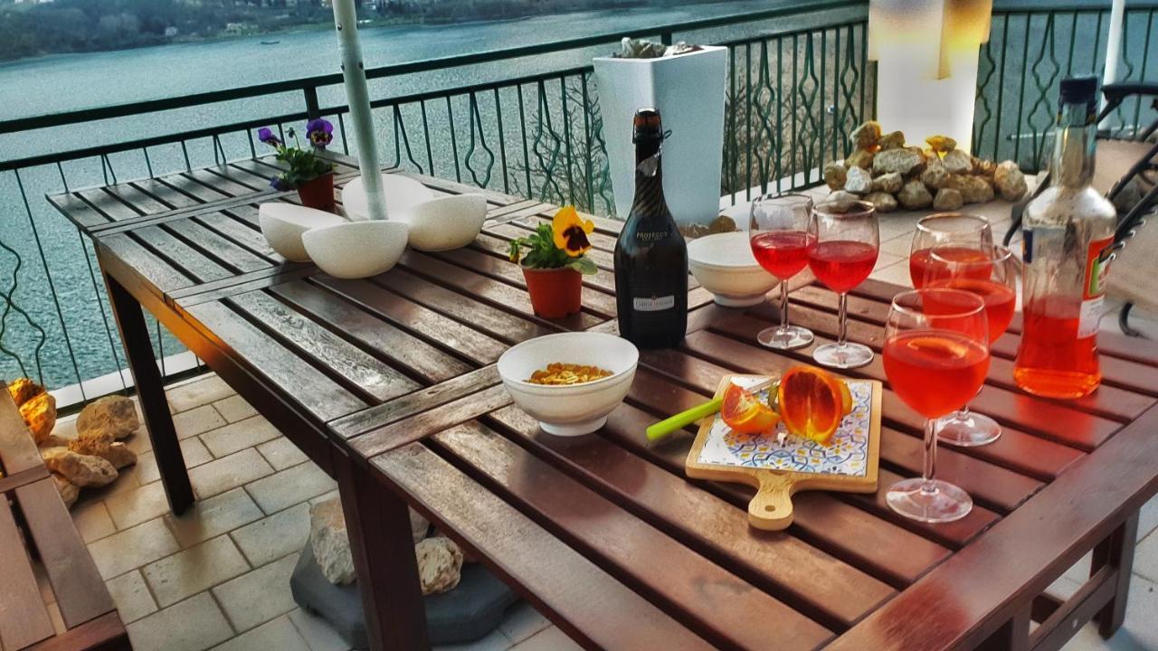La Terrazza Sul Lago Turano Castel di Tora Extérieur photo
