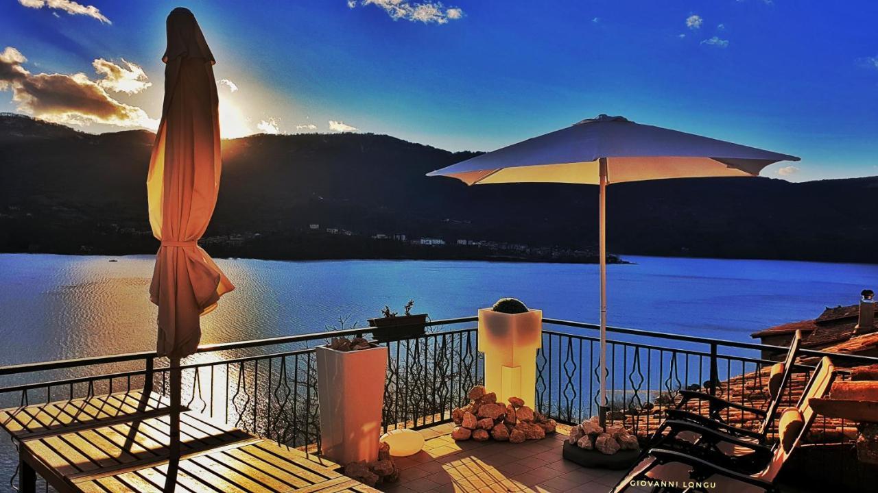 La Terrazza Sul Lago Turano Castel di Tora Extérieur photo
